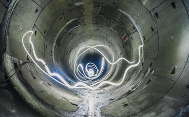 На Виноградаре построили гигантскую 42-метровую шахту для метро: как идет строительство