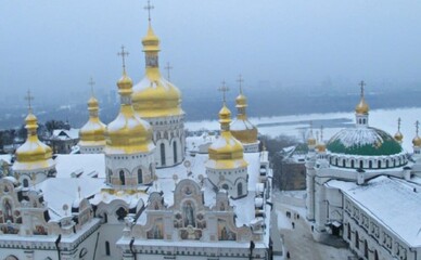 Киево-Печерская лавра неэффективно потратила 30 миллионов гривен государственных средств
