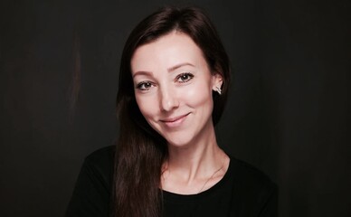 Київські лікарі здійснили першу в Україні пересадку пальця з ноги на руку актрисі театру