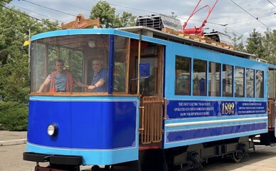 В Киеве запустили экскурсии на уникальном ретро-трамвае 1892 года