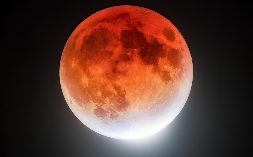 Найбільший супермісяць за останні 6 років зійде над Україною 5 листопада - фото