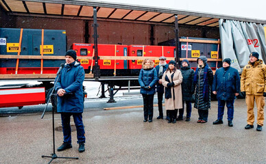 Київ отримав від Варшави першу партію генераторів і чекає ще