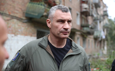 Активісти Києва вимагають від Кличка провести відкриту прес-конференцію