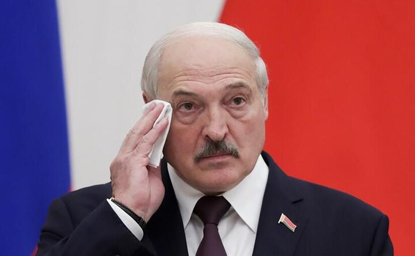 Зеленський ввів санкції проти Лукашенка: що заборонили білоруському президенту - фото