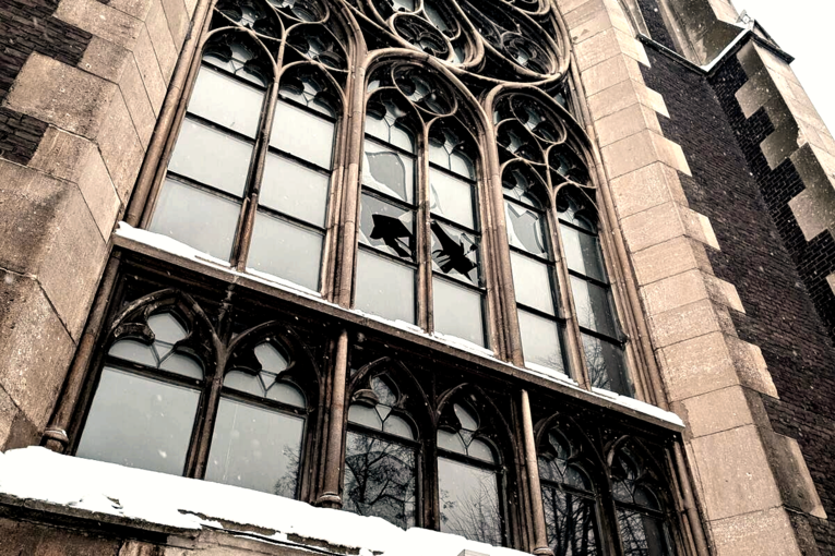 Львовский горсовет выделил 300 тысяч гривен на восстановление витражей храма святых Ольги и Елизаветы