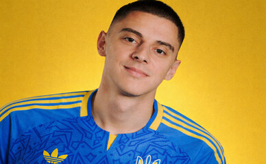 Для збірної України створили нову виїзну форму — з гербами від тризуба до сучасності