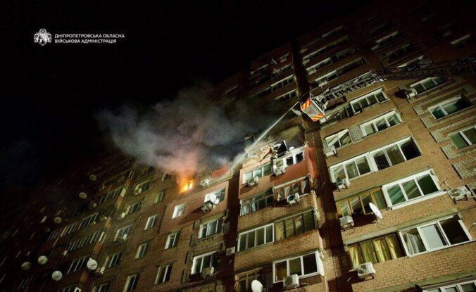 У Дніпрі загинули двоє людей після нічної атаки БпЛА — 10 поранених, серед них дві дитини