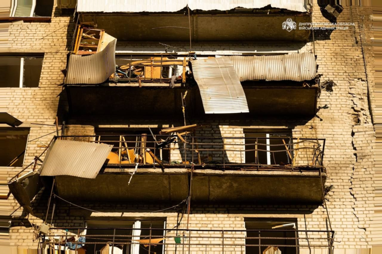 После обстрела Днепра в больницах остаются пятеро раненых