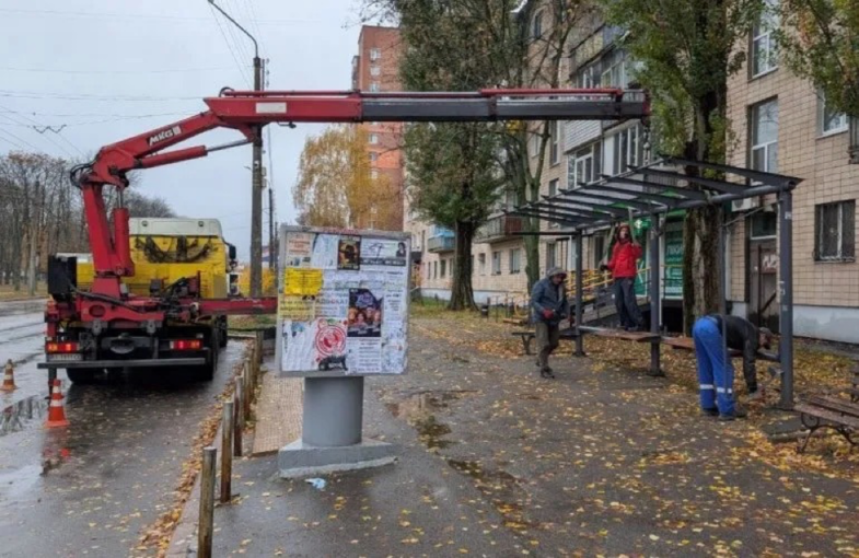 У Полтаві скандальний підрядник удруге виграв тендер на ремонт зупинок