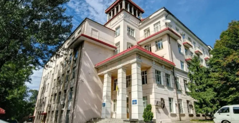 Дніпровський медуніверситет увійшов до топ-20 рейтингу Scopus 2026 серед українських вишів