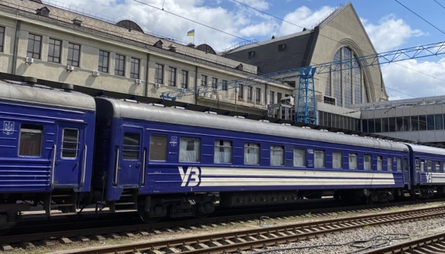 Новина - Новини Києва - Укрзалізниця другий день поспіль фіксує масові запізнення потягів на 12-15 годин