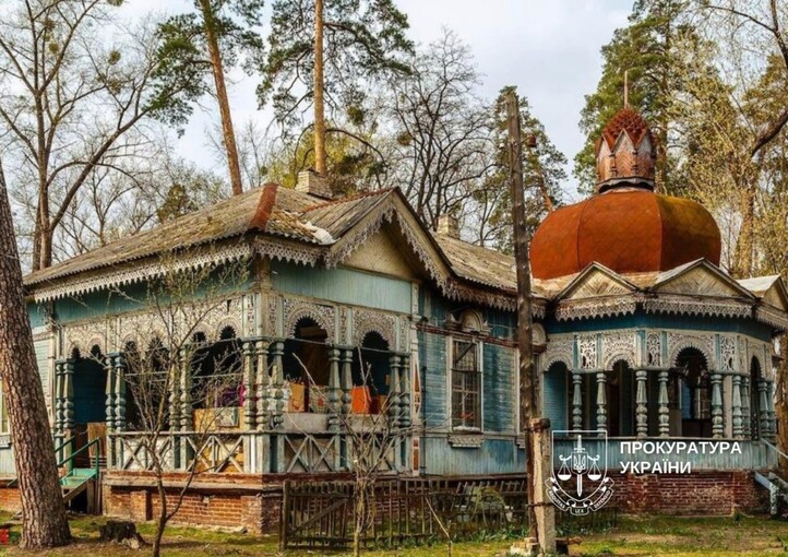 Прокурори заради збереження дерев'яної пам'ятки в Пущі-Водиці звернулися до суду