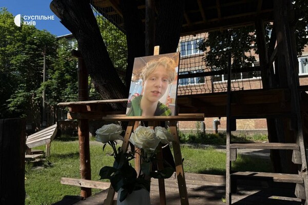 У Києві попрощалися із 12-річним хлопчиком, який загинув у ДТП на Караваєвих дачах фото 1